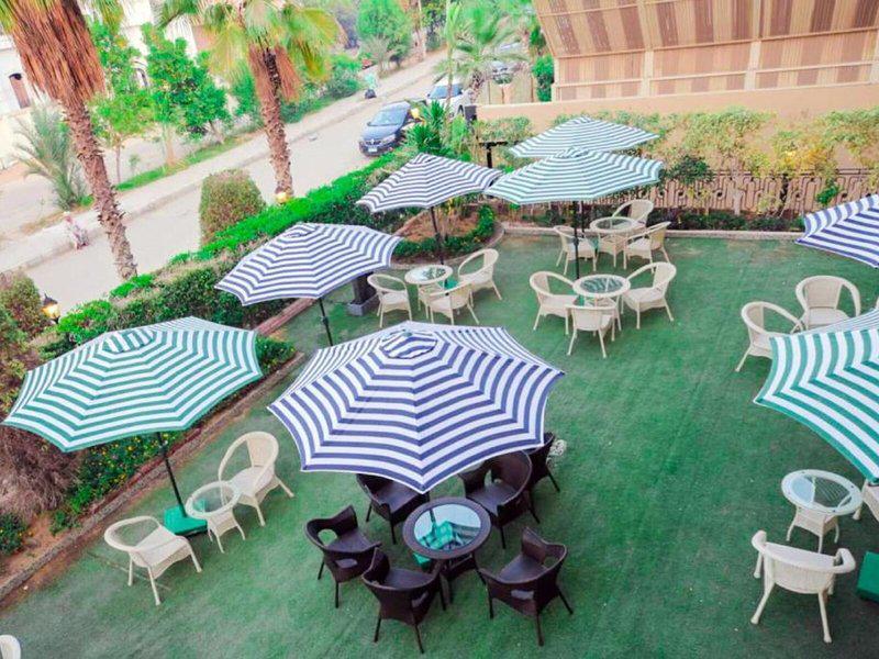 9902E67E93661FD78A9F165FB1DF3DC9