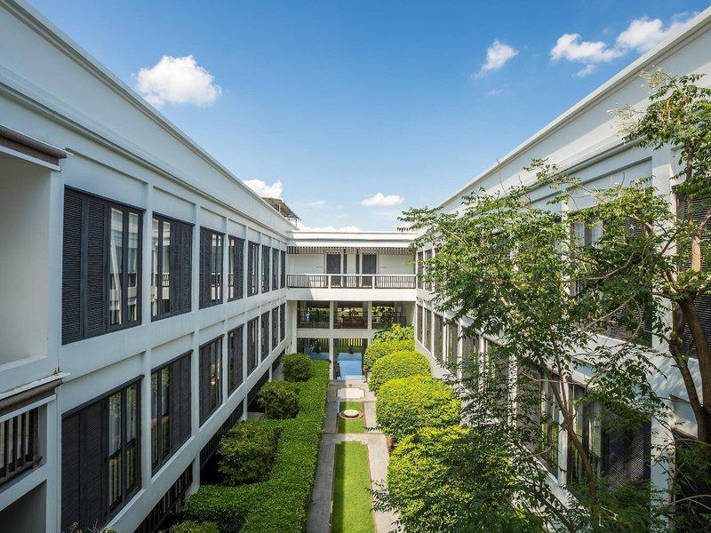 668B1E9FEAE1F85D3938FB827F30992F