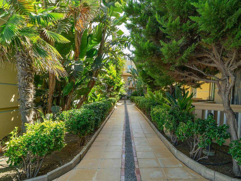 3B727D9C6143EE8665DC5CC7E8713671