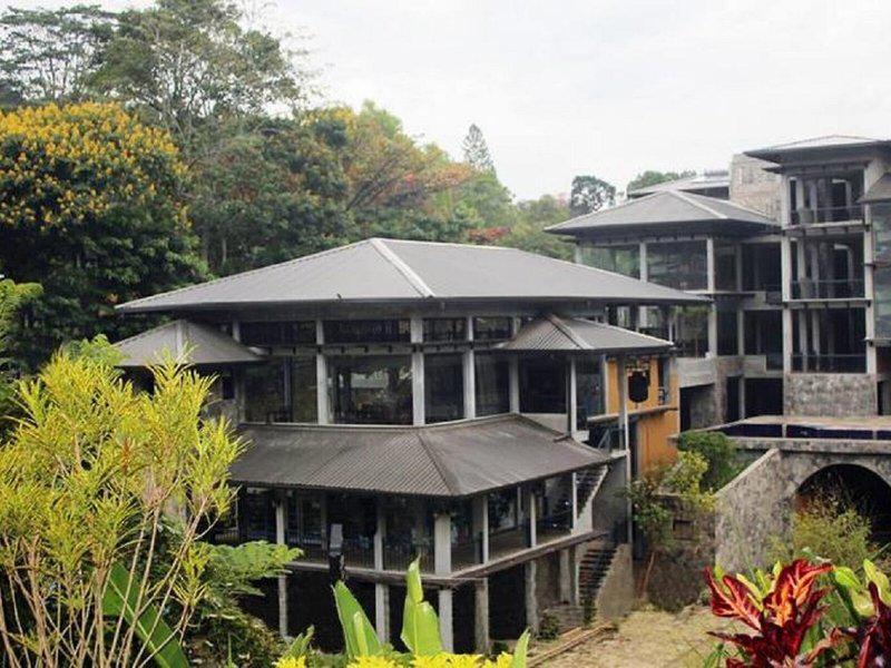 4DD8F13A3B5C05597F6AF3614B3057B3