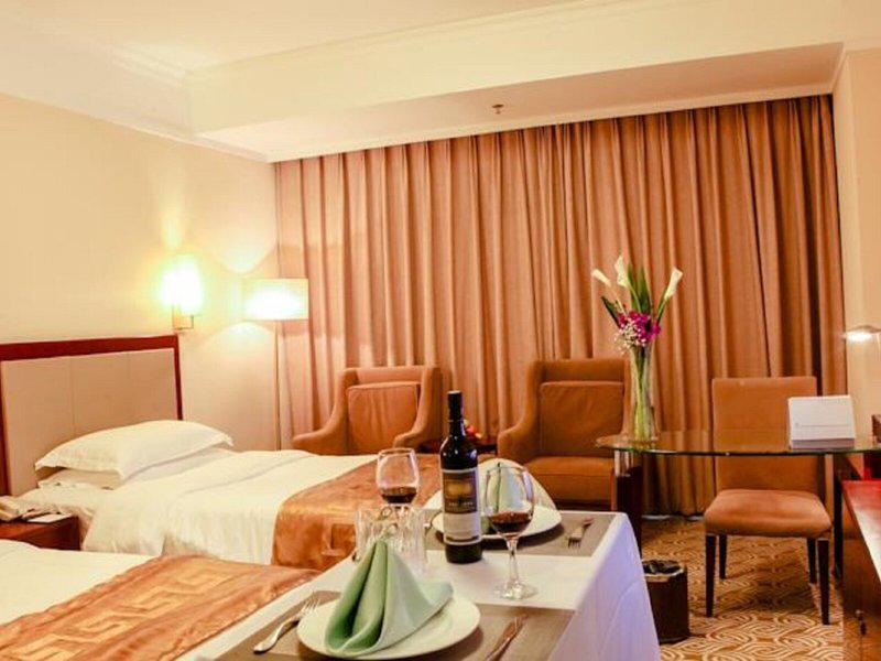 C26CFAF2F92BBE354834741077061E4F