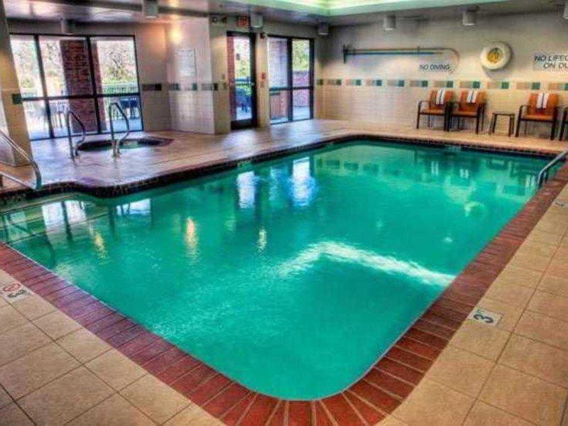 4105126FEDCBFCE3C0AE116AF0621858