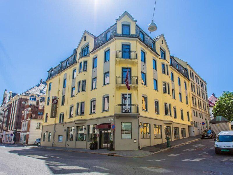 76FB57B9D43A214500AEFE13B1351502