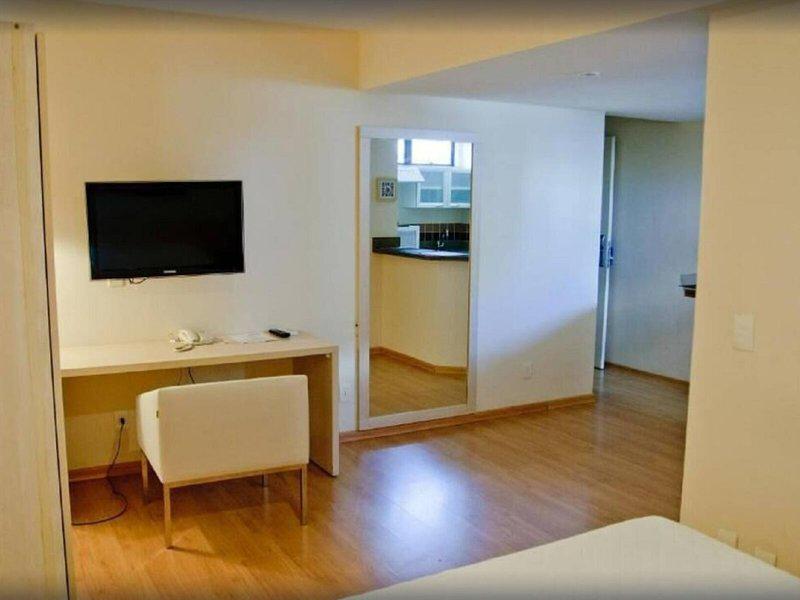 E8A70D53043C08B2DB446DC83DDA71E1