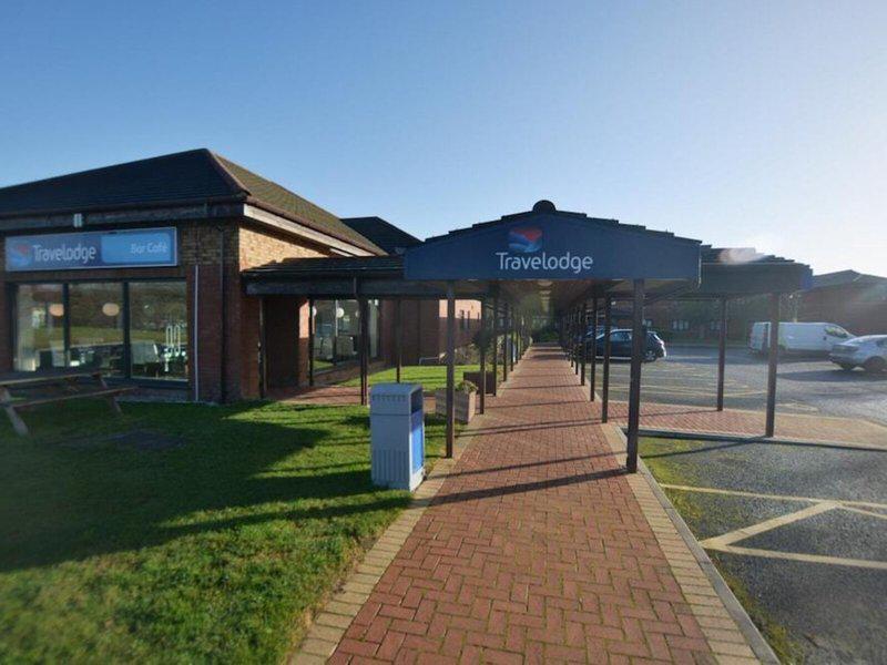 3568C7C08E584C04B2638DB1946739E8