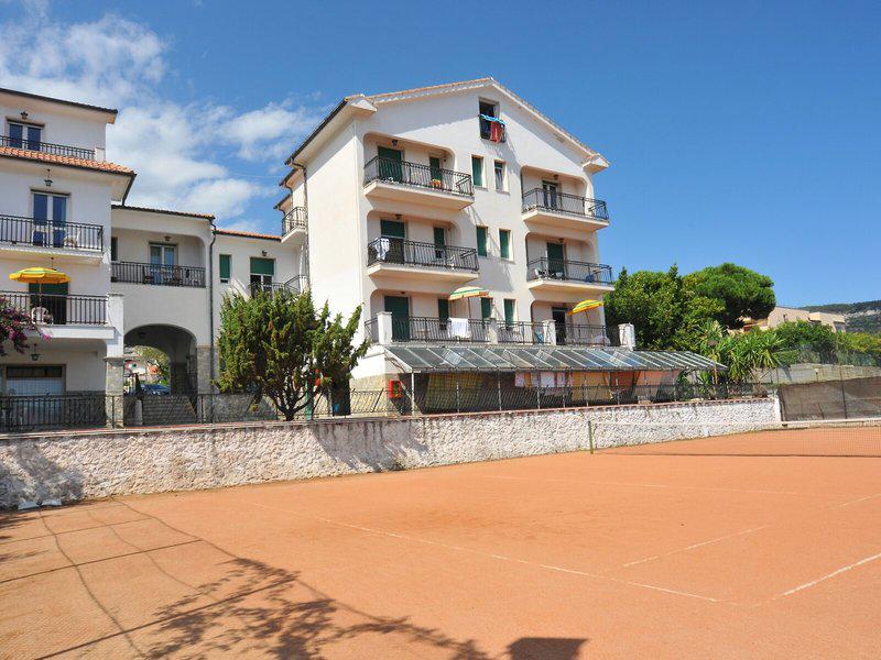 893CD5C96D82EA3FC2EB2472367B608A