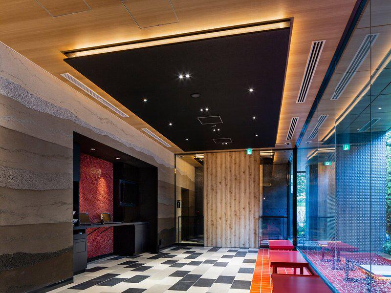 740DF22865BA1367E9B2BE16F6137F68