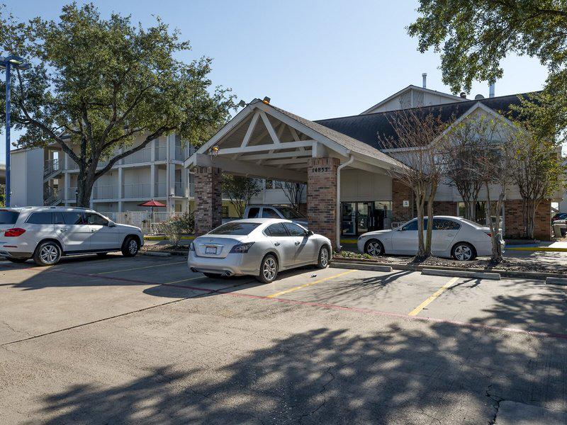 A2DB2B5F8021E1A13CB9E8094ABB626D