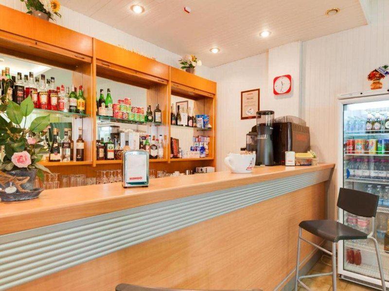 7C9ACDBA9A8139D32B18CF4F0DD64060