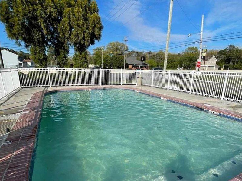 27E2B32FC444D114D1E67F82C0956FE9