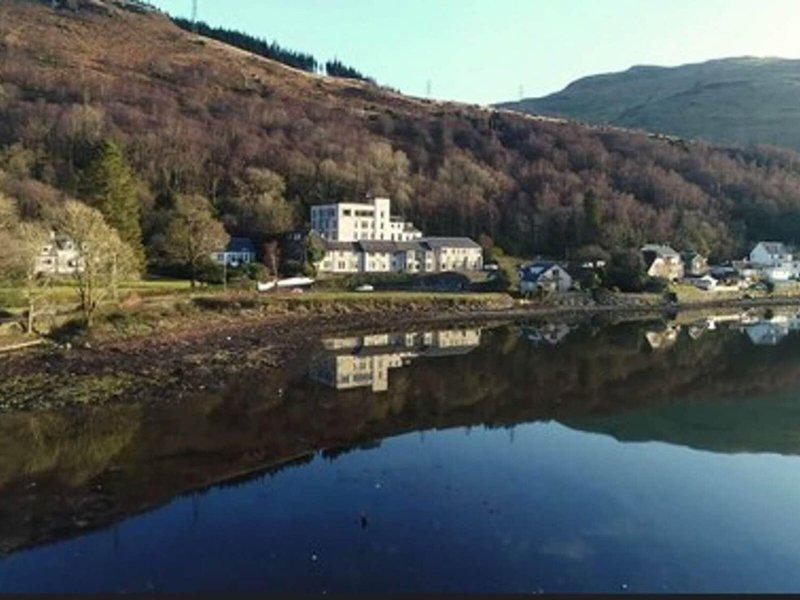 AFE114552A464028A8F2BD6EDA7E62D8