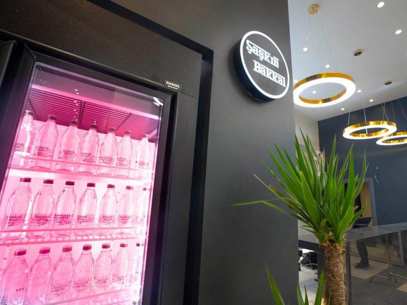 98EDE0EEFBDC130A01D5F93B3BD8C86B