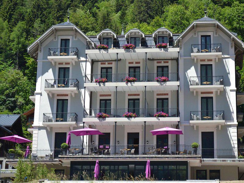 FC356D2C6A5A3A3D32855BA44B28EC42