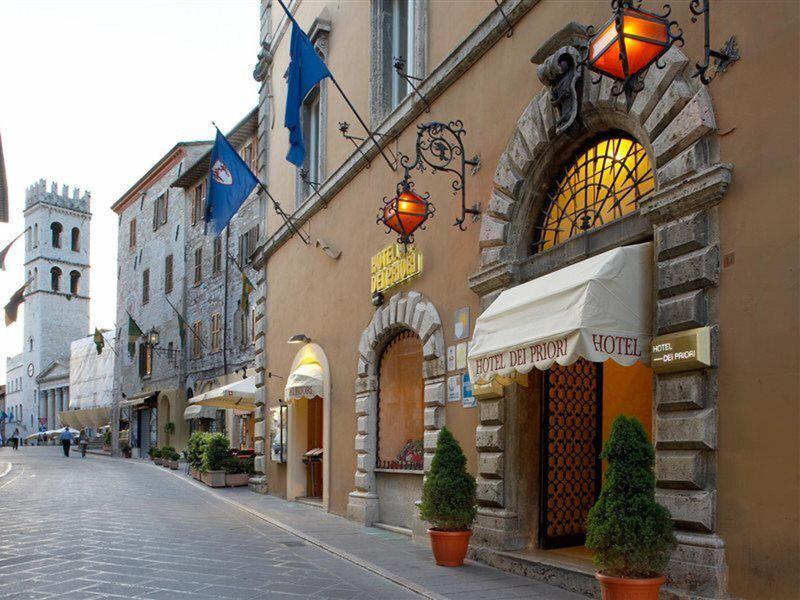 689DDE2ADCC42FD1C0CC0ECF043EF702