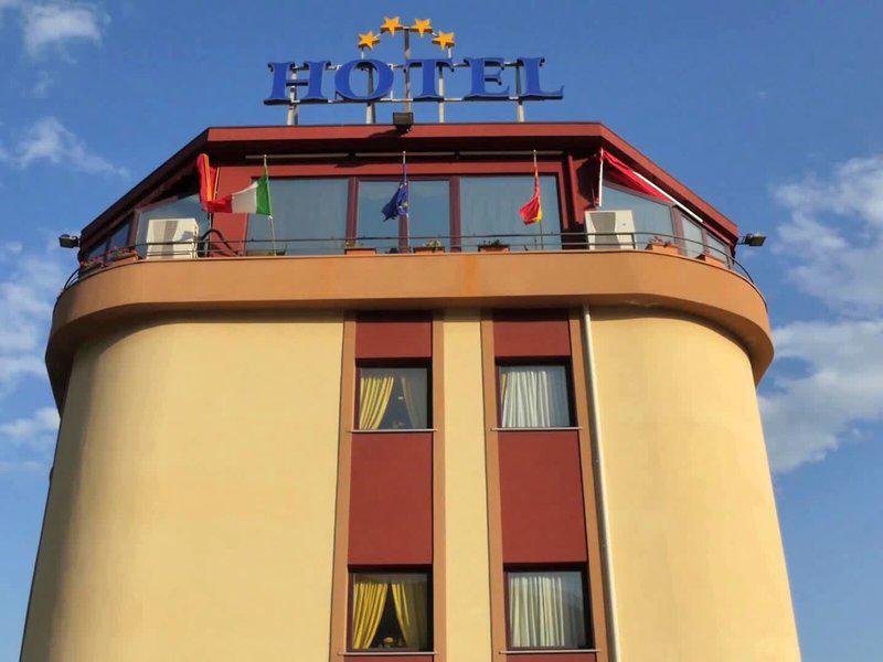 10AEB7C8B6FD5F7CD528C7BE3680777C