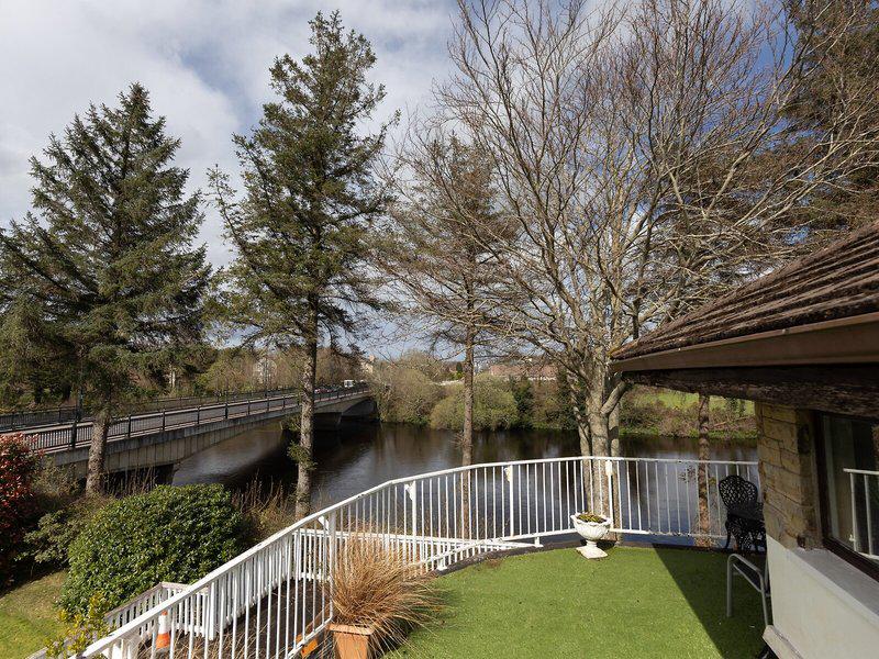 EB487BA54DAF77214B2A798411F24D21