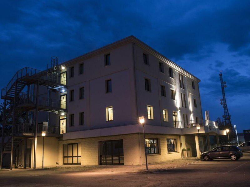 3B98327E4F62F26691CB02A1237836D9