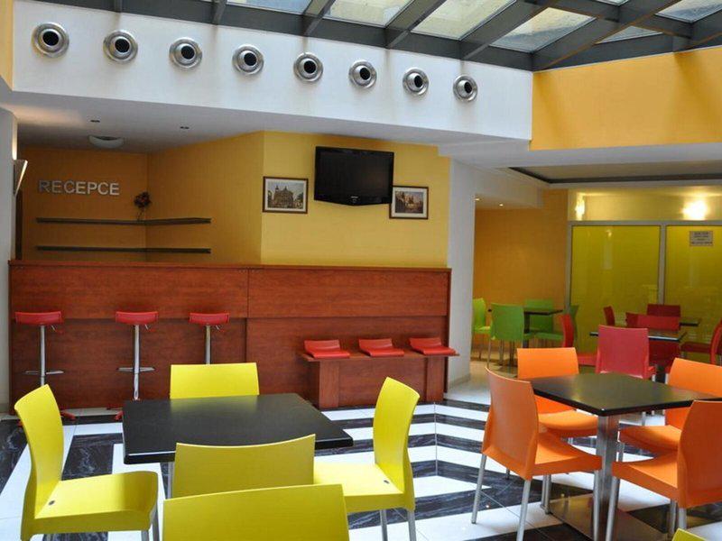 33EBF6DB240BFBA1802C58B61182EDDC