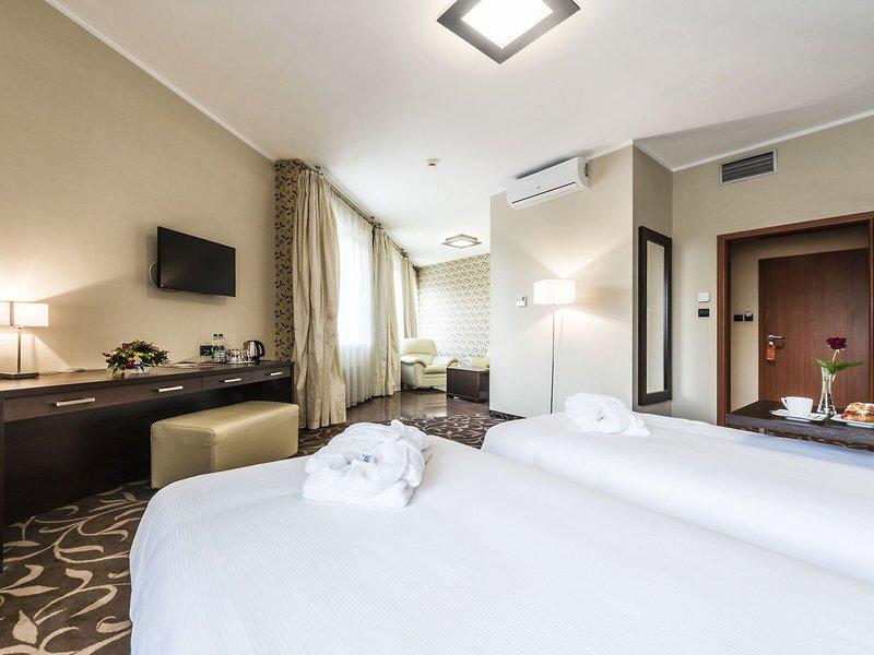 B00831E3904FE50DB968F48D3B8EEE0F