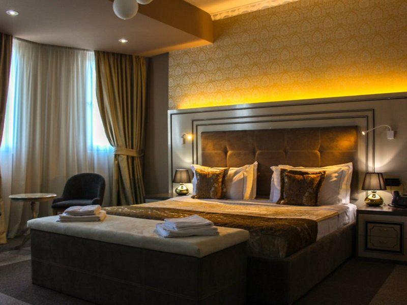 C5EB3977F7FEF82C7D556C46B901B481