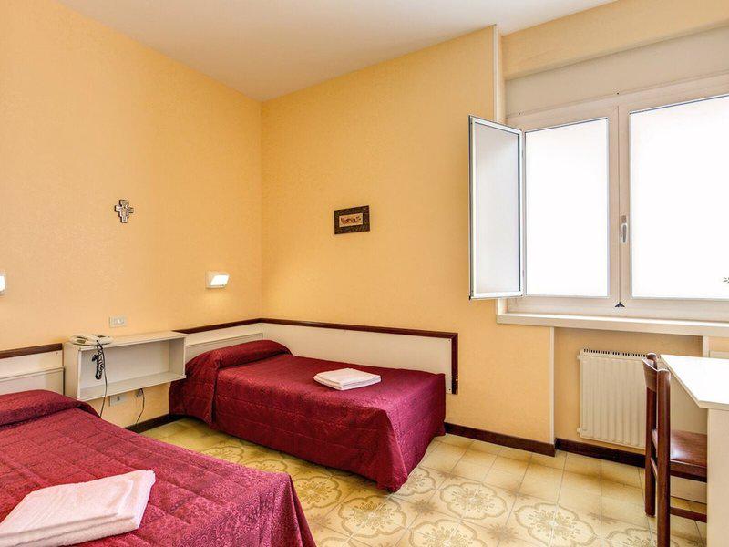 E2B97F4F579A2BF478C1D82885080B3B