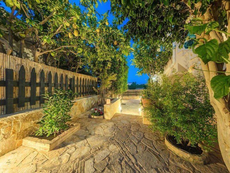 B172AB2006E022F2CF7D6FA059052EC8