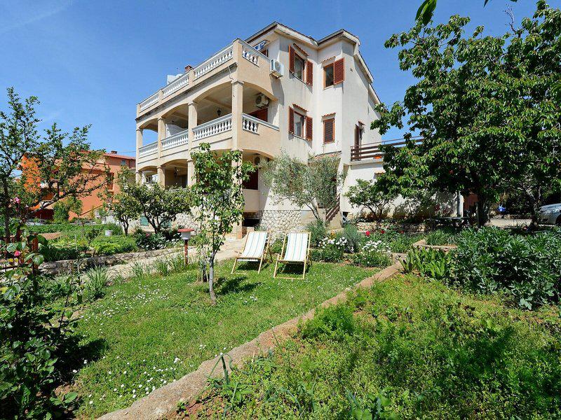 4B4EDC1A17EFE16AA133016EC0E92F5F