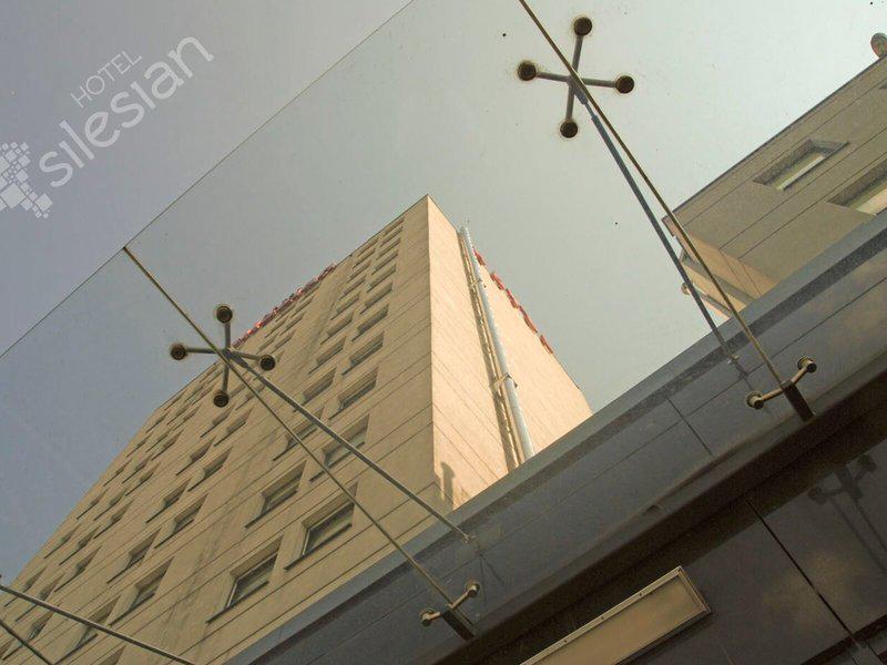 E62D4F9AD0A565E569A2E32C7BF7429D