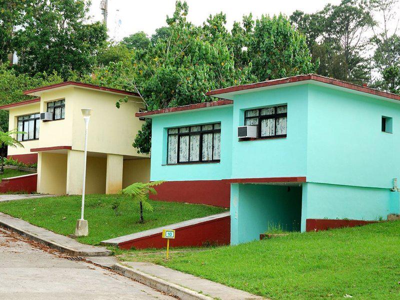 72ADF13E6C3BF9CC4835A04C0FC5FBA6