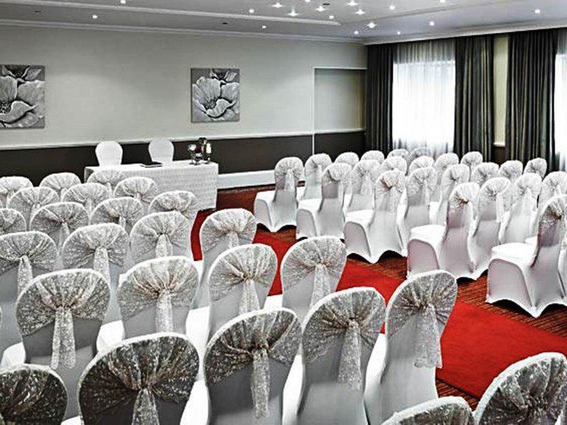 37384EBECE03DFE8EA3EBC33F21A1008