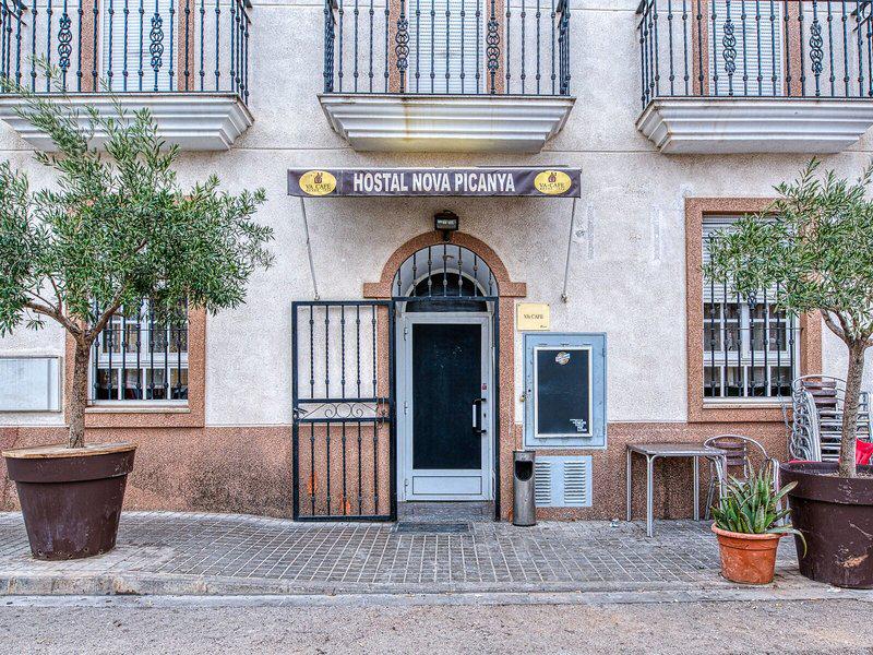 AF1758BEB50F5278596E8C131D92DC8A