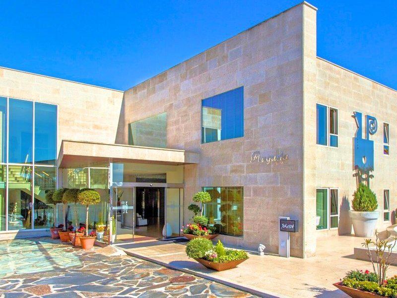 6E0436ECC044669EEECC7C743877BA25