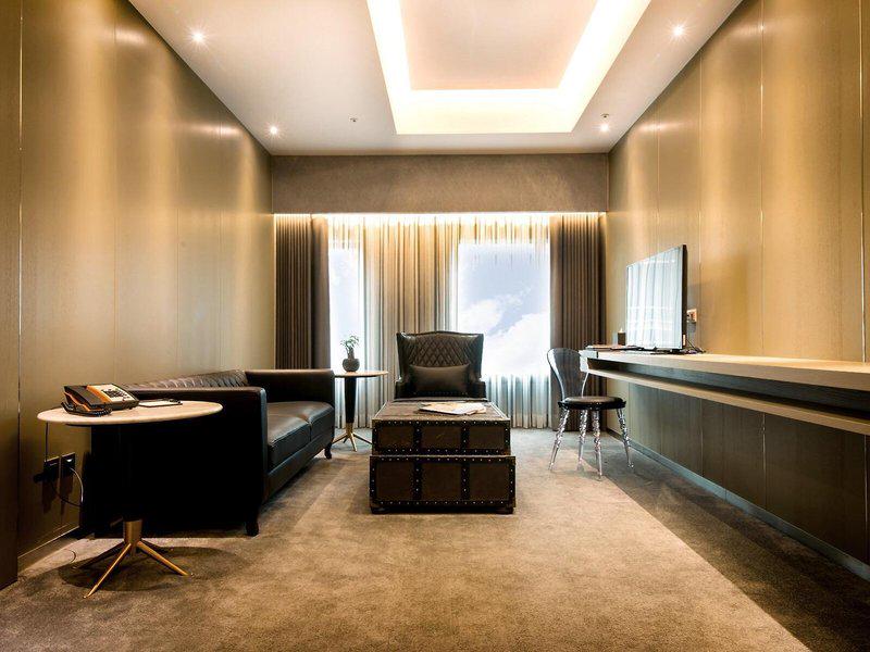 8DF32CB32630188F23882BA0AAA427B7