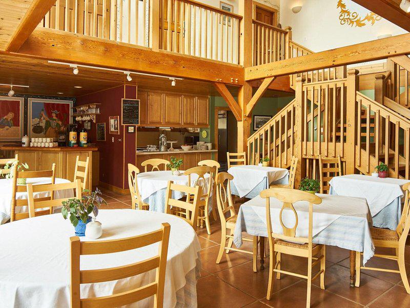 446AC25BB63A612768D5967A1CD48553