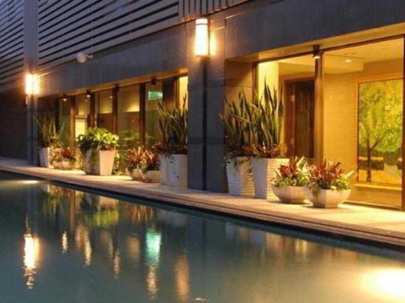 596A10D0B496261D9CC5CFDFE7DE3E0F