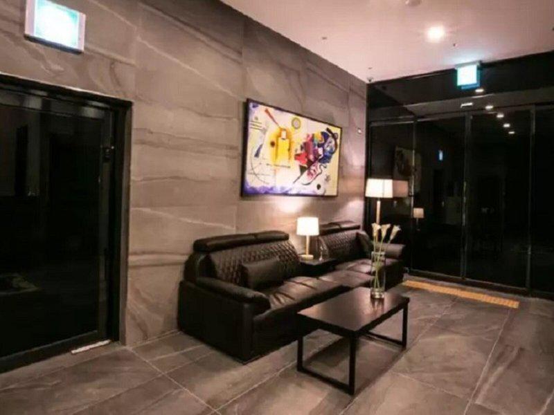 930F525D28D523C46B2A83F85E1A6930