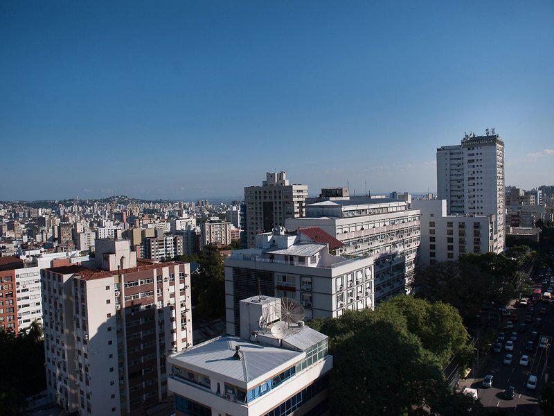 685861DA334A83C208526BED7EA45CF8