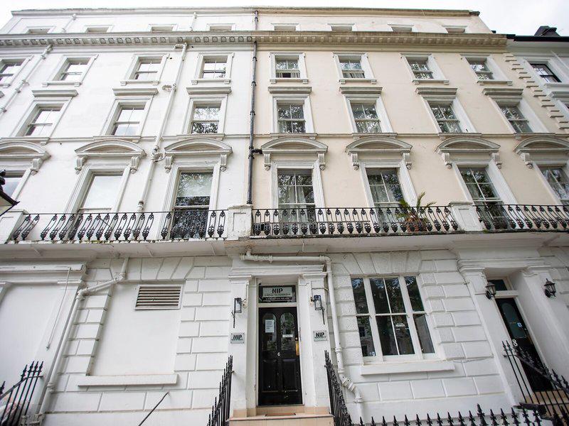 6780C33E7FBF5A1A74010002B5512D3A