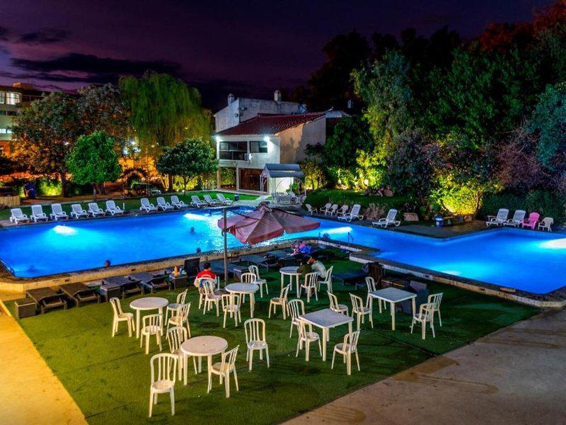 A4DD1D27094E9296174E25E0EA26102C