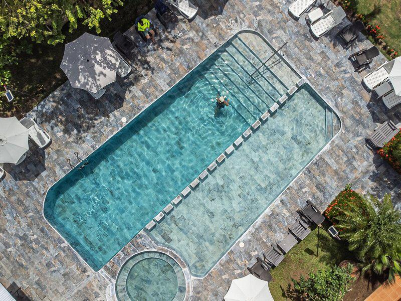 40ABF036CC0D0B83E97C21779D95C3B3