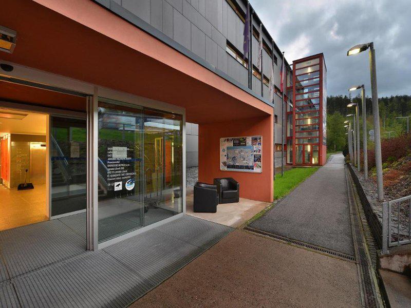 E6805663E9DD3D0EBA93F3318BF56BD3