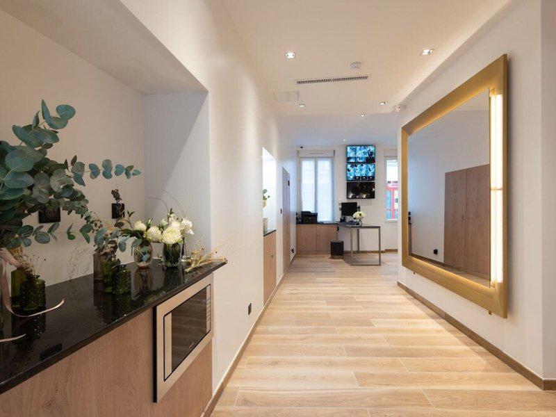 FEB8EC2E3E1C40DA564CA601C9B09C64