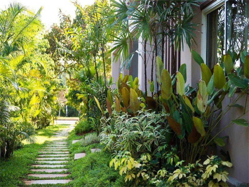 207180D8568D361A89BF723ED4AA64F6