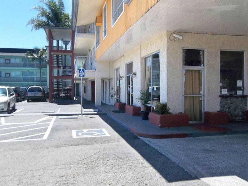 D94E7035D908B488AD29A7F6E317D437