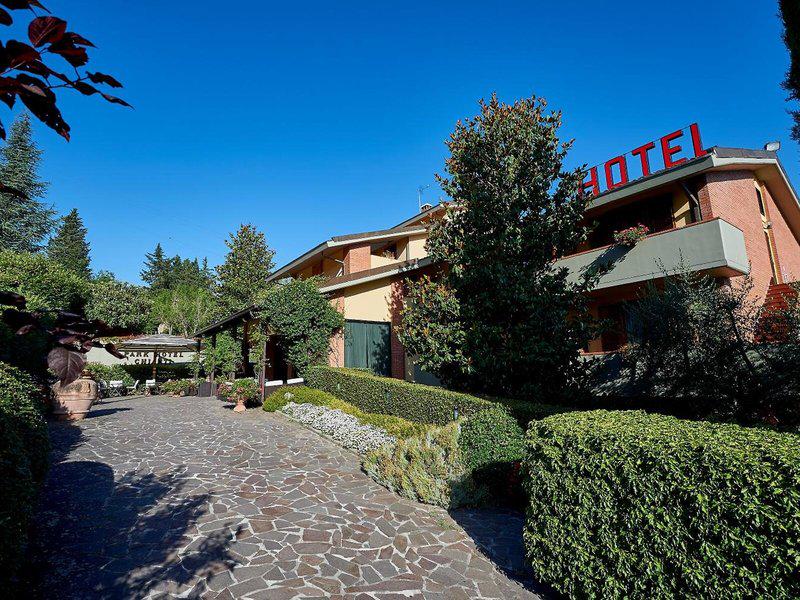 098356B5FFAEBB5AB5C5B586D3BD3742