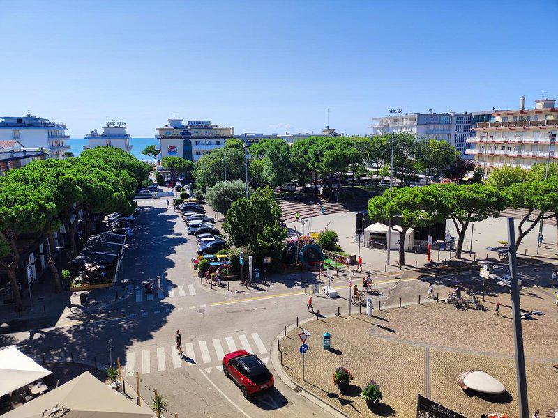 9DCB6CE4948B0F3A82DFFE0359E88F9C