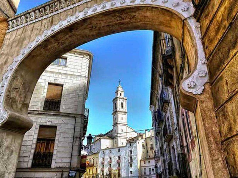 C66AA1CA46A54CED3EB07E5A7EAA3734