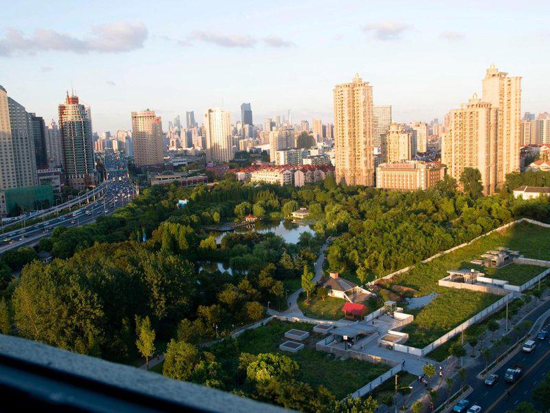 C73C3D1B37CF5B9D7202AFA8F857004B