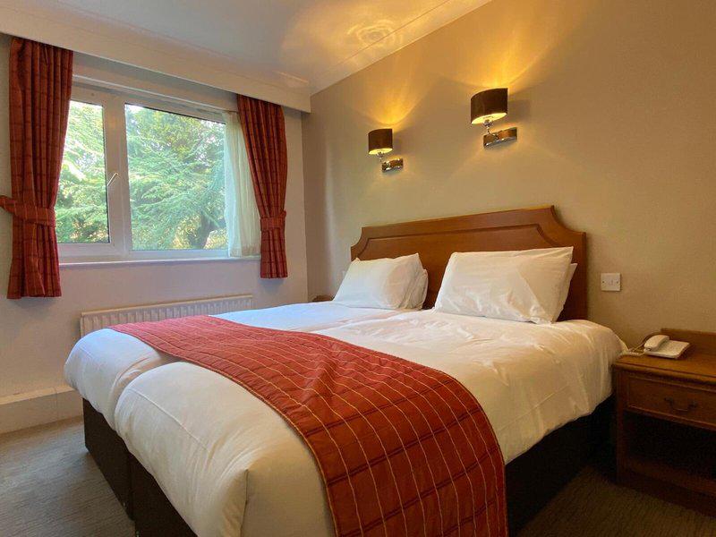 F13CD9E84866D5FE3CB2F285B30696A1