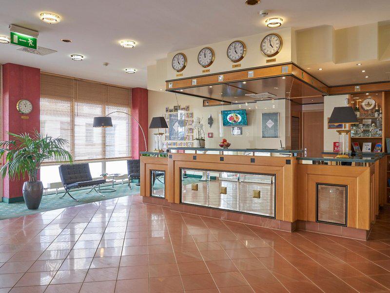 1BAA001ABA7C8D28B8CCE1E4E175EF70